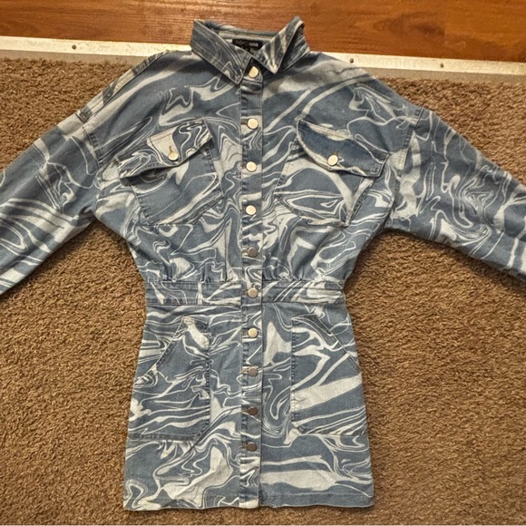 NWT Fashion Nova Dreamy Denim Looks Dress XS Full button down Pockets Brand new - Picture 7 of 16